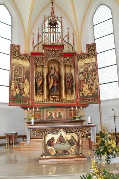 Altar in der Herz-Jesu Kirche